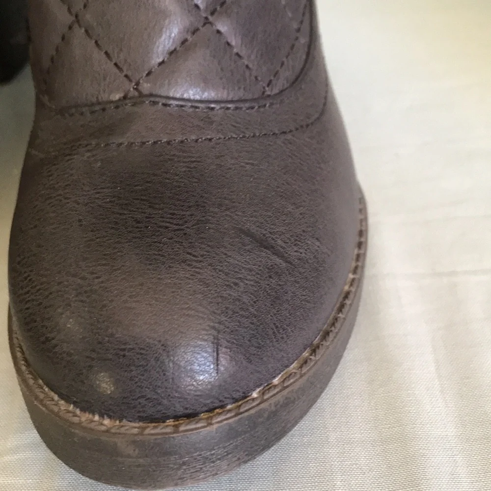 Arizona Jeans dark gray zip up block heel round toe quilted ankle booties size 7 - Picture 7 of 14